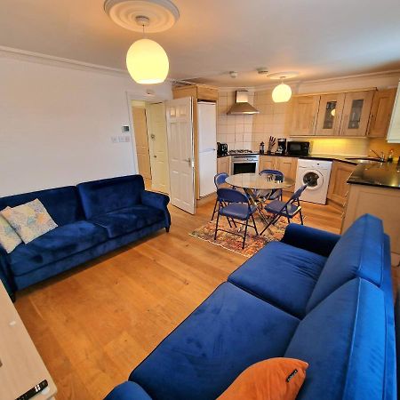 Cosy Home In Kensington - Great Location! 3 Minutes Walk To Earl'S Court Station Londyn Zewnętrze zdjęcie