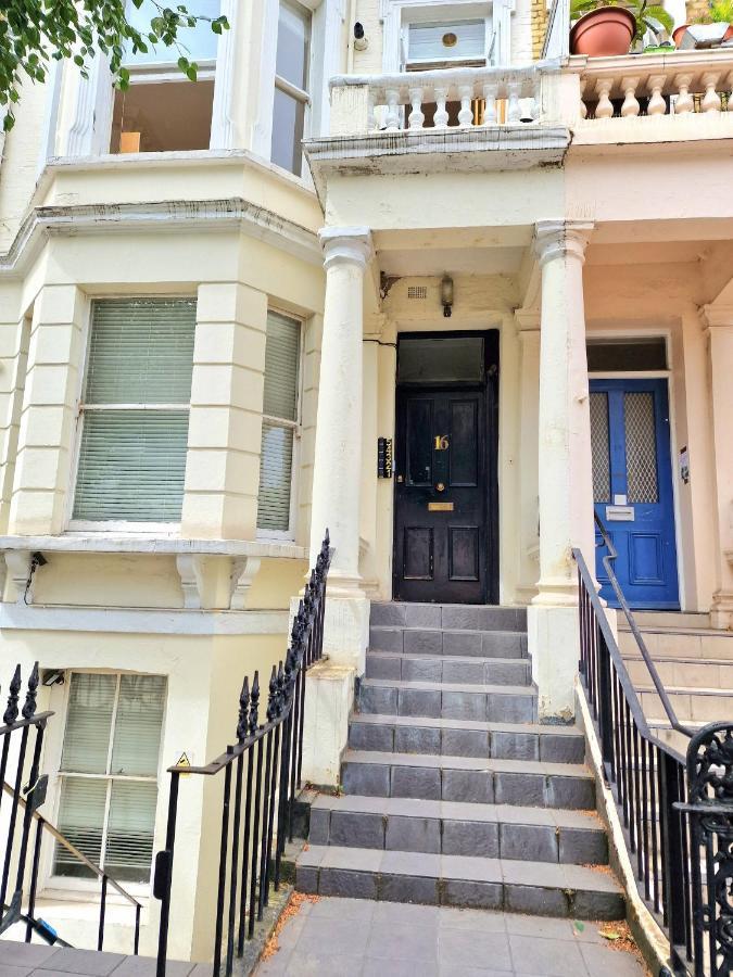 Cosy Home In Kensington - Great Location! 3 Minutes Walk To Earl'S Court Station Londyn Zewnętrze zdjęcie