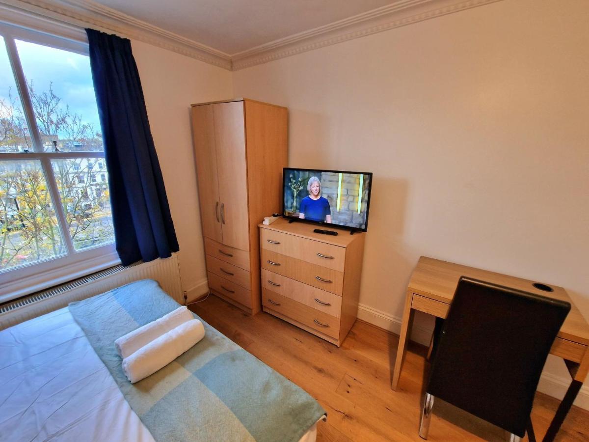 Cosy Home In Kensington - Great Location! 3 Minutes Walk To Earl'S Court Station Londyn Zewnętrze zdjęcie
